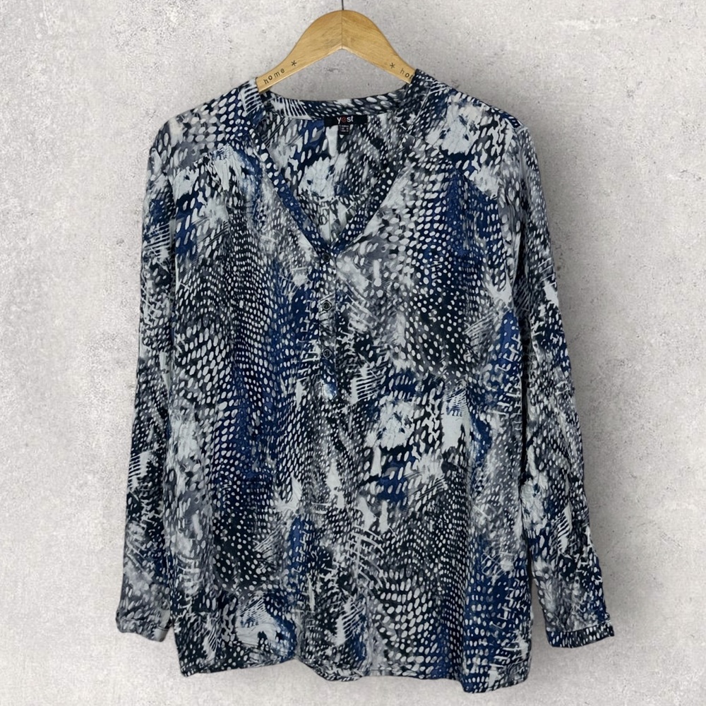 YEST Size 14 Blue Popover Blouse Long Sleeve V-Neck Top Animal‎ Print Minimalist